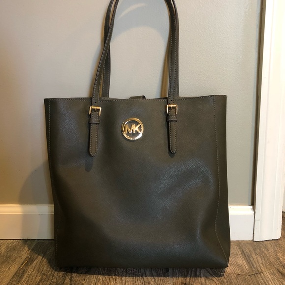 Michael kors bag - Picture 1 of 5